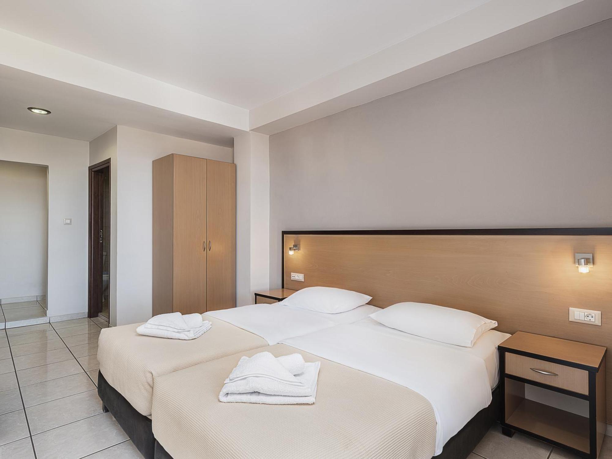 Theofilos City Hotel Chania  Exterior photo