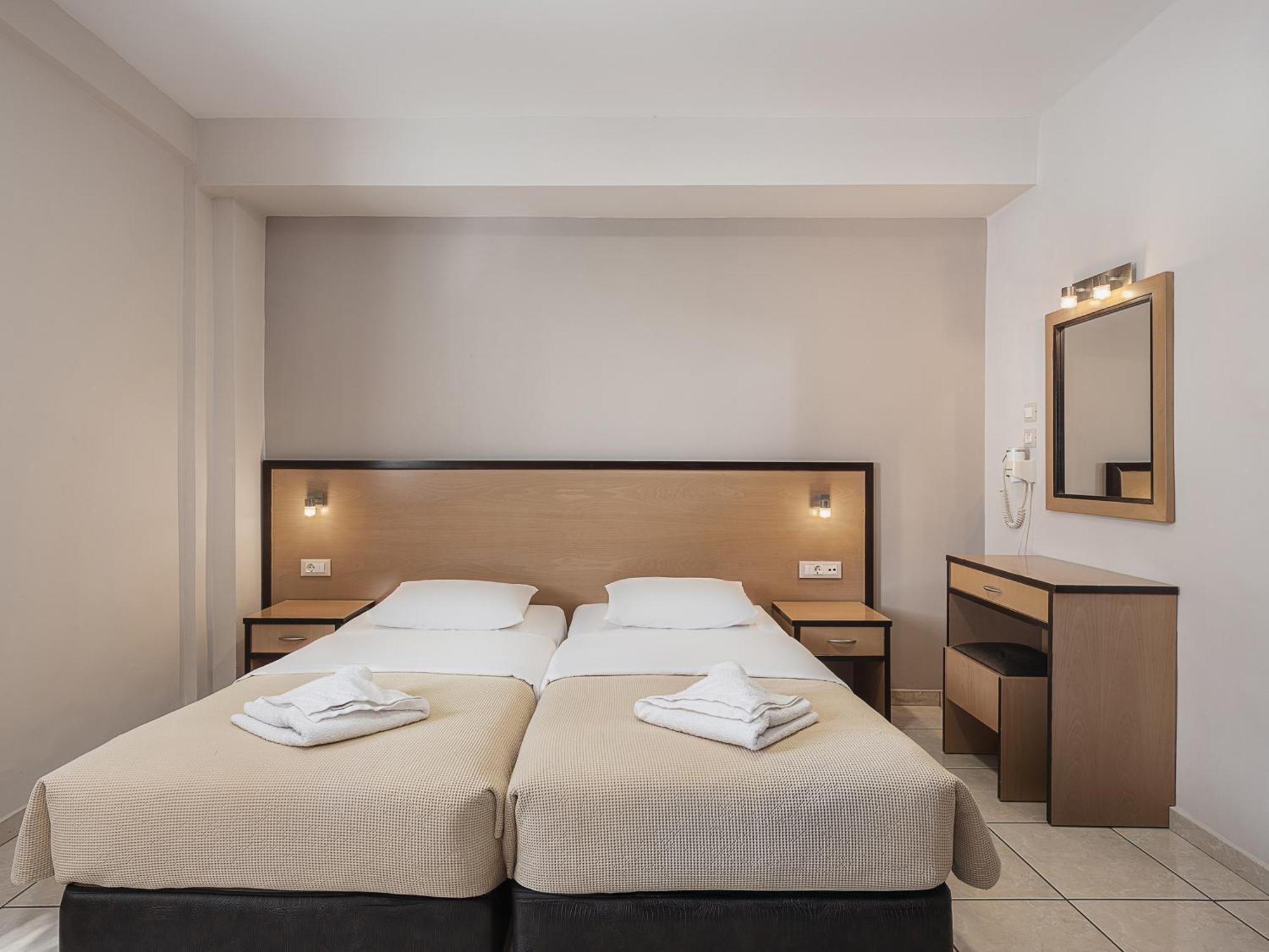 Theofilos City Hotel Chania  Exterior photo