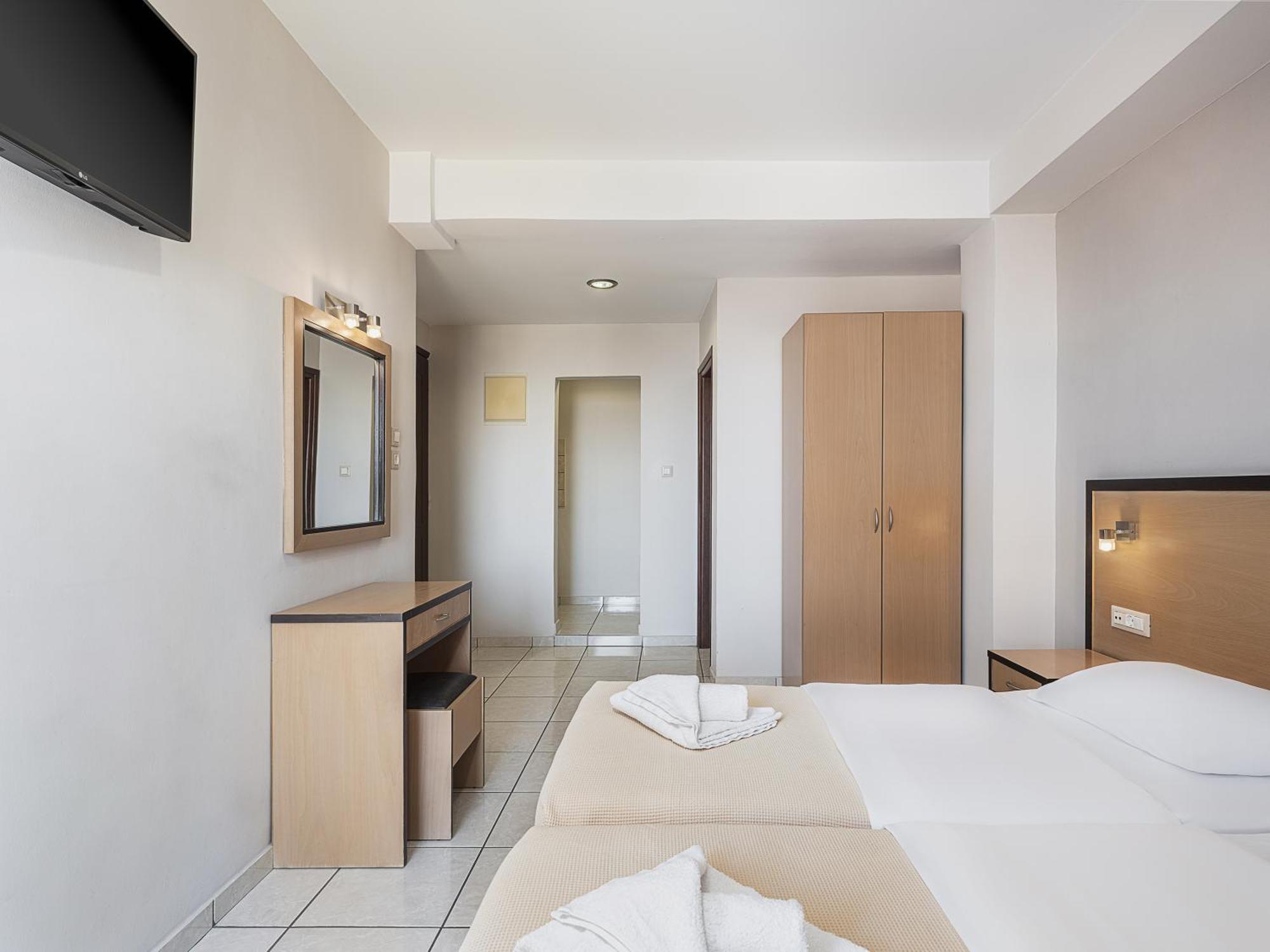 Theofilos City Hotel Chania  Exterior photo